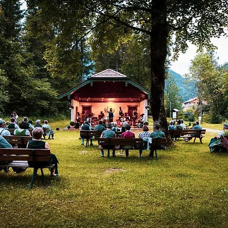 Apartamento Haus Hochhaeusler Schneizlreuth