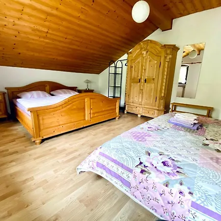 Haus Hochhaeusler Apartamento