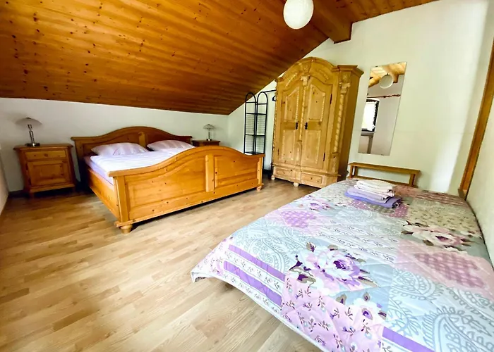 Haus Hochhaeusler Apartman