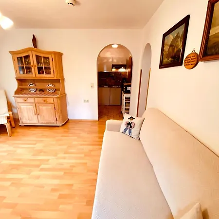 Haus Hochhaeusler *
